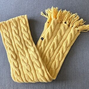 GAP Lambswool Blend Cable Knit Scarf